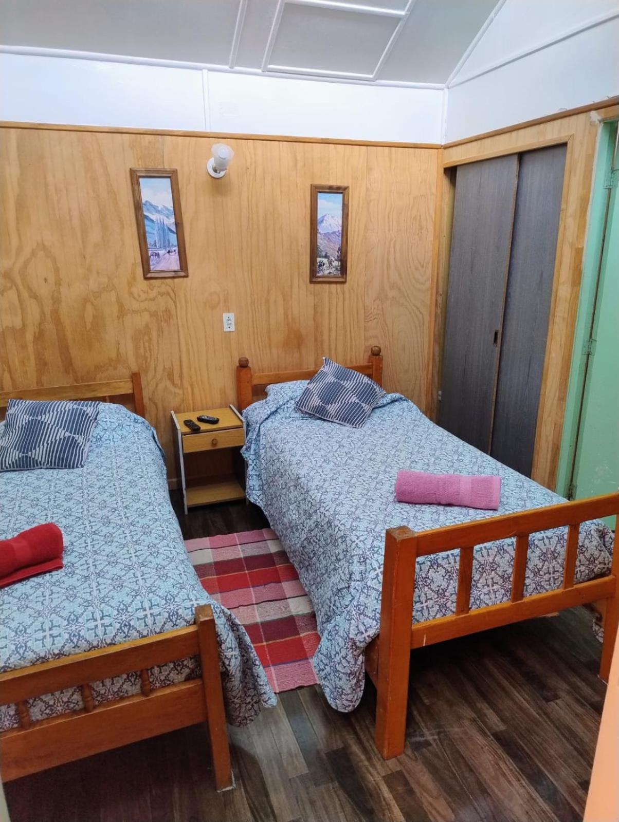 Hostal Y Residencial El Mundial Puerto Natales Exteriör bild